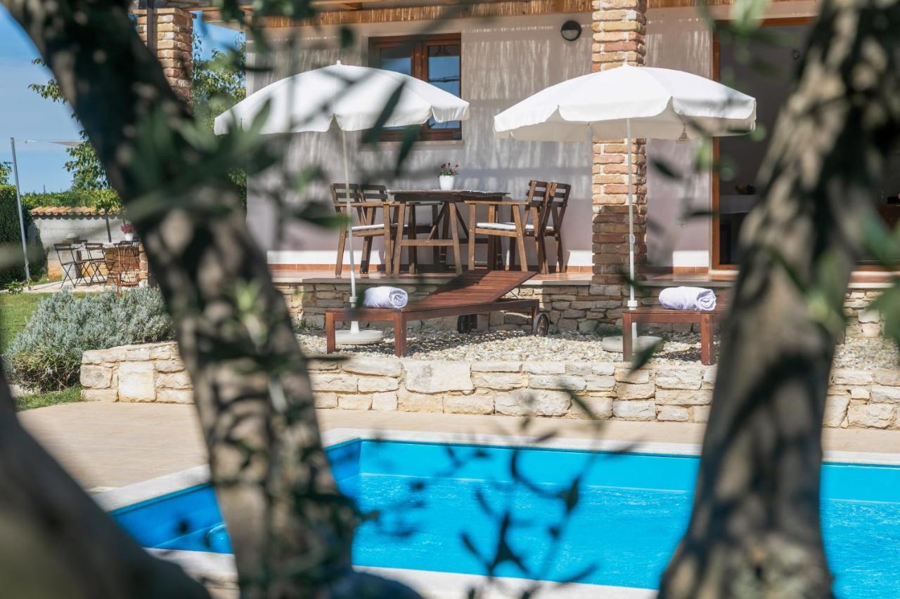 Villa Grebac Kaštelir Esterno foto