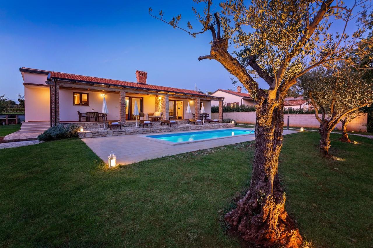 Villa Grebac Kaštelir Esterno foto