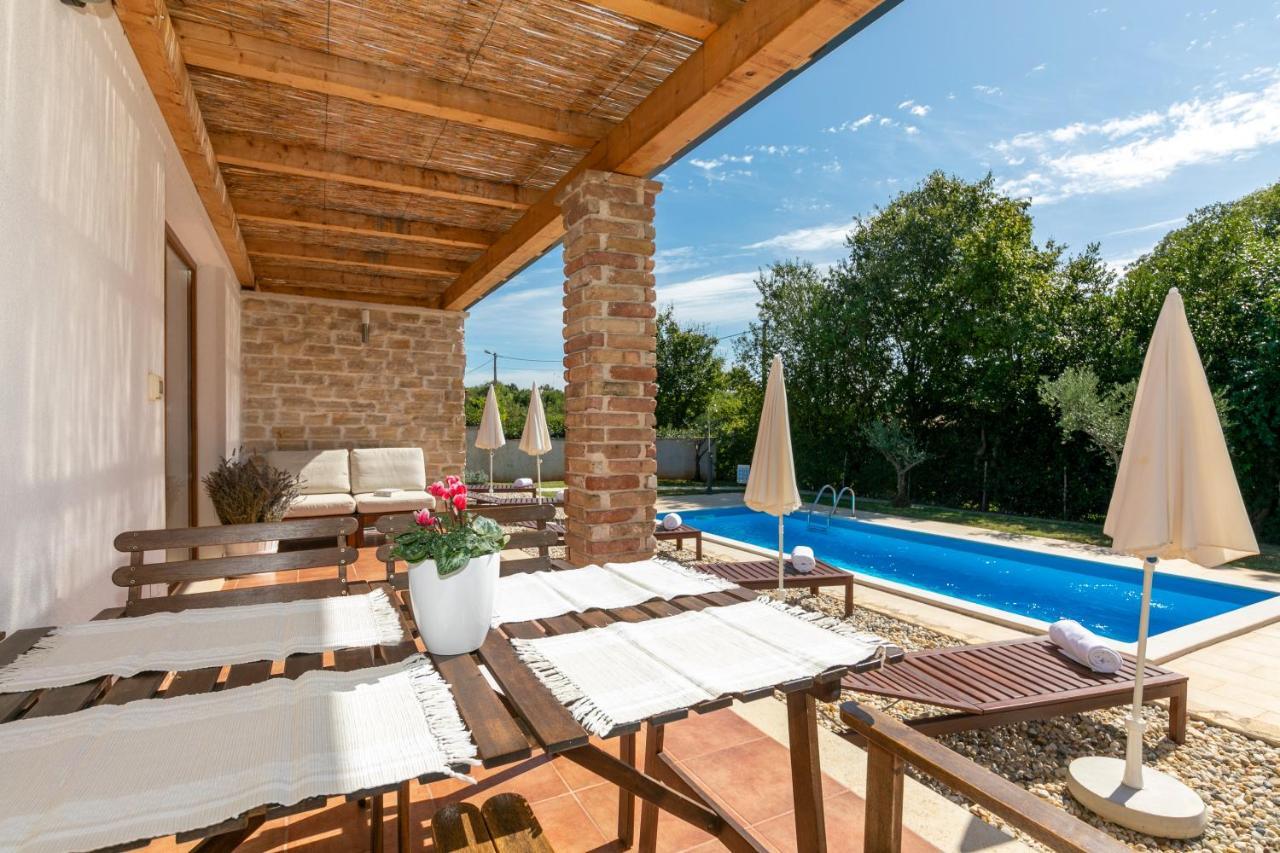 Villa Grebac Kaštelir Esterno foto