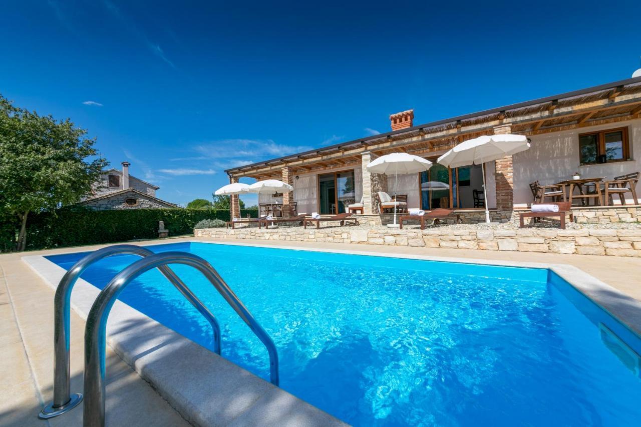Villa Grebac Kaštelir Esterno foto
